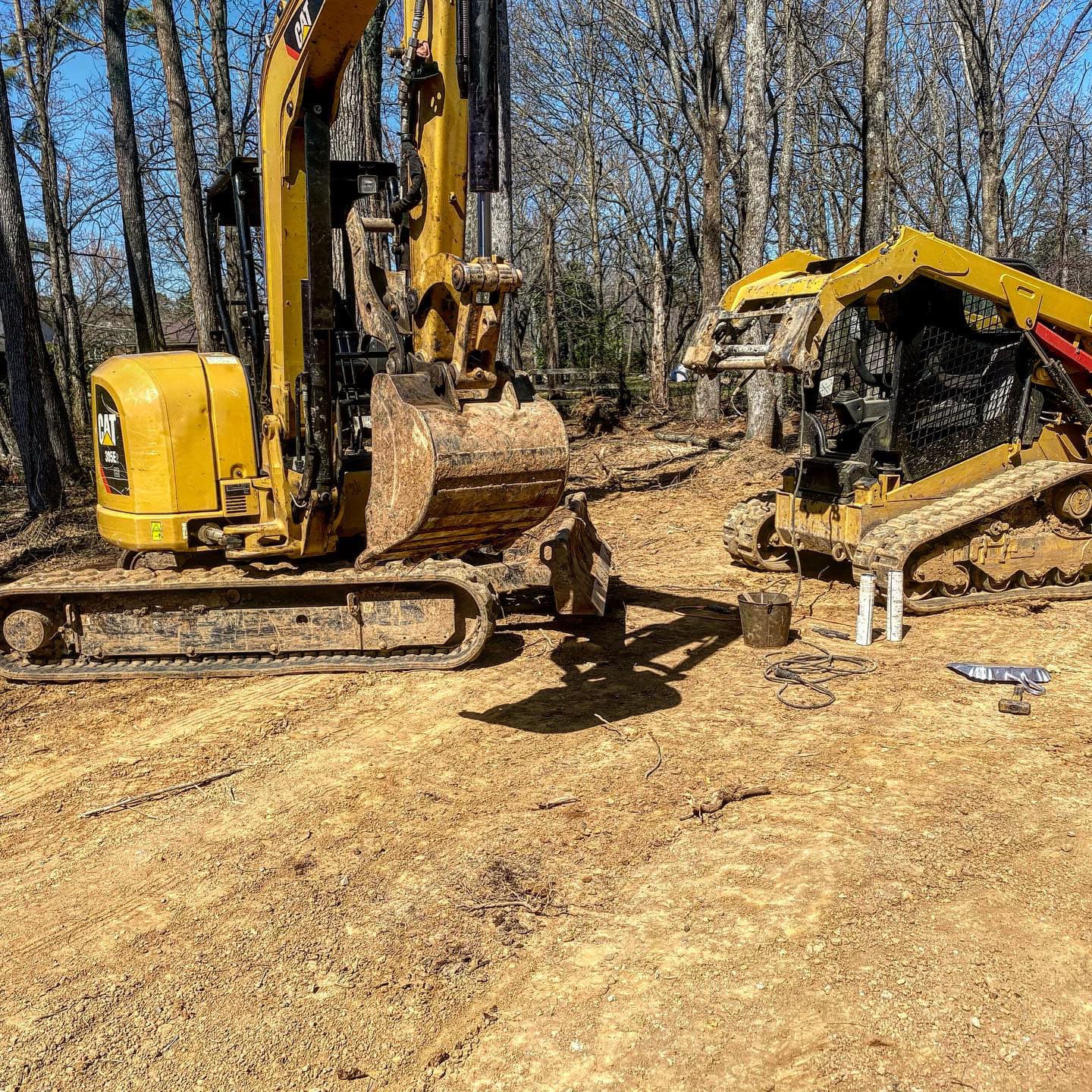 Gallery photos for Crack Repair on a CAT Excavator Before It Became a Real Problem: Image #2
