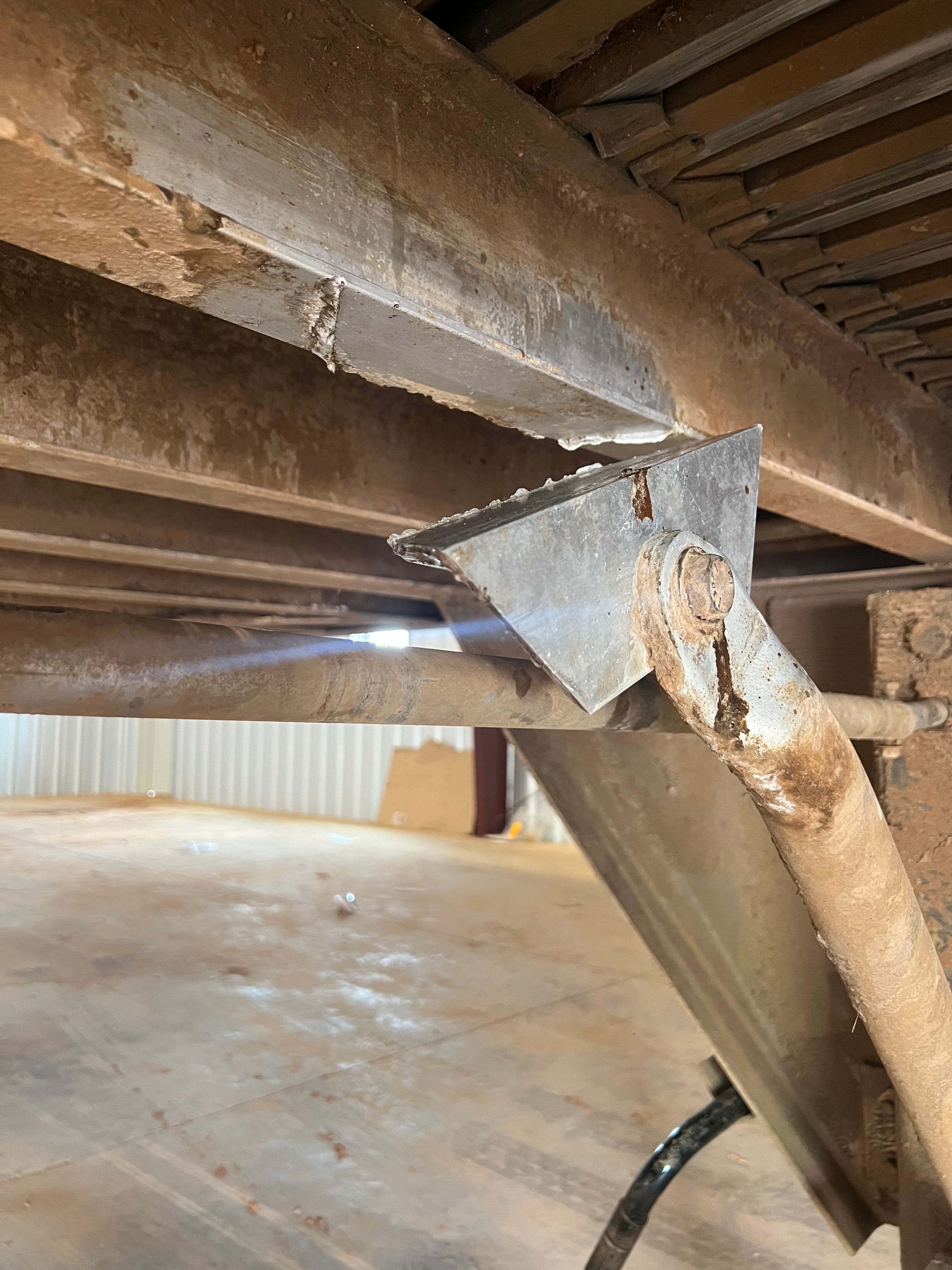 Project Aluminum Landing Gear Brace Repair on a 52-Foot Trailer image