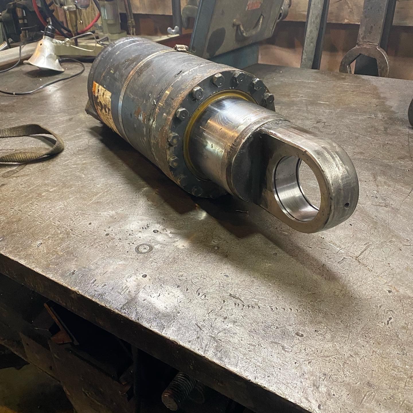 Gallery photos for Komatsu Haul Truck Cylinder Back in Service After Line Bore Repair: Image #4
