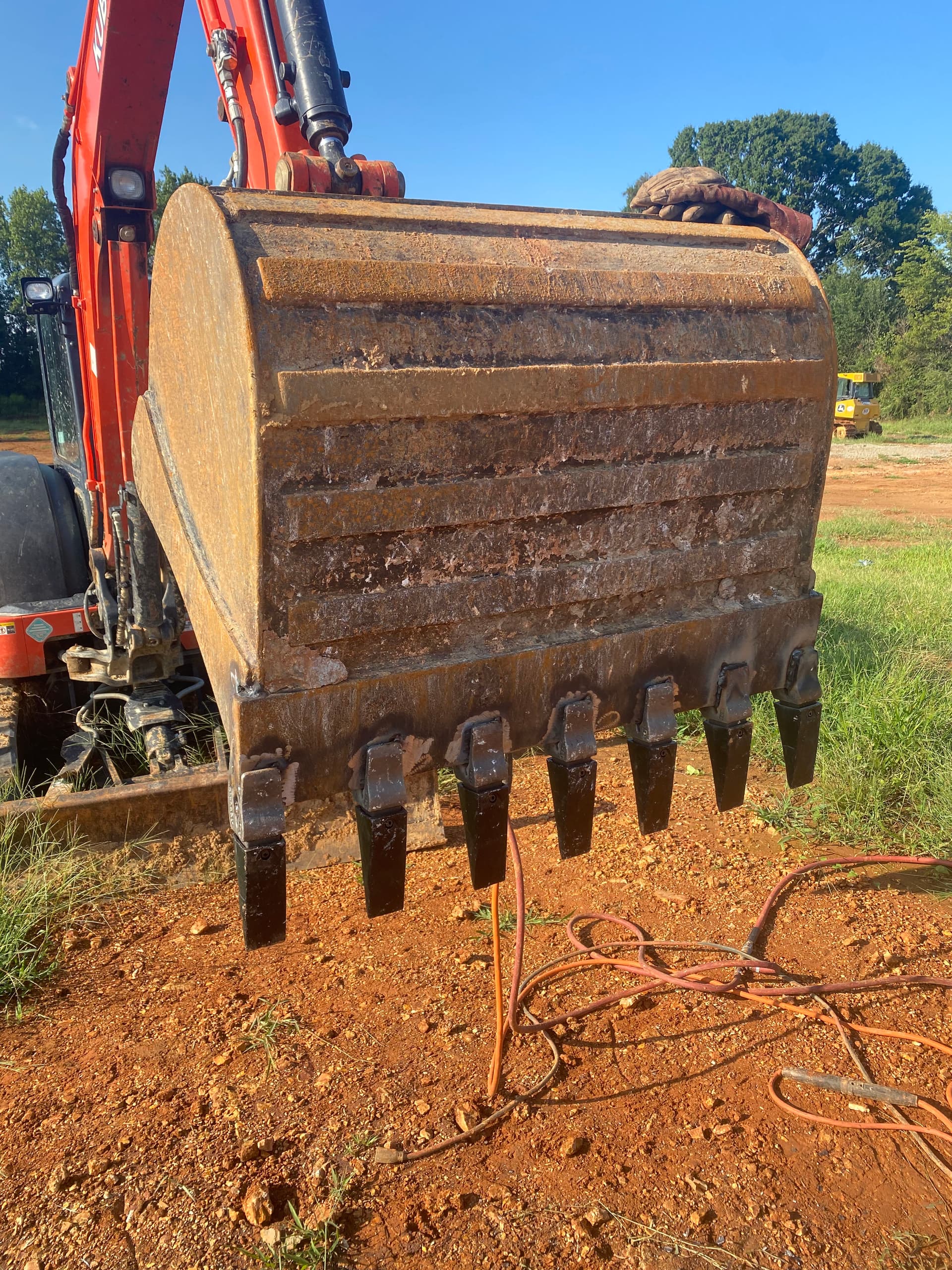 Gallery photos for Kubota Mini Excavator Bucket Shank Replacement Done Right: Image #5