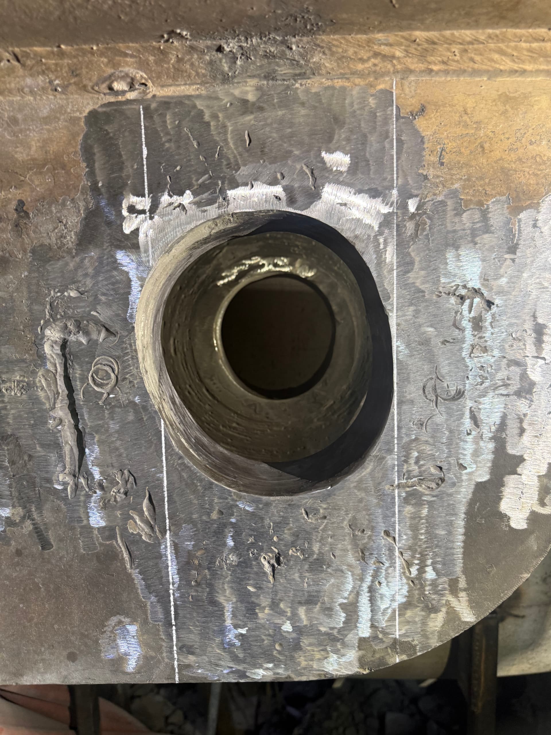 Gallery photos for Worn-Out Furnace Pivot Bores Rebuilt Back to Spec: Image #1