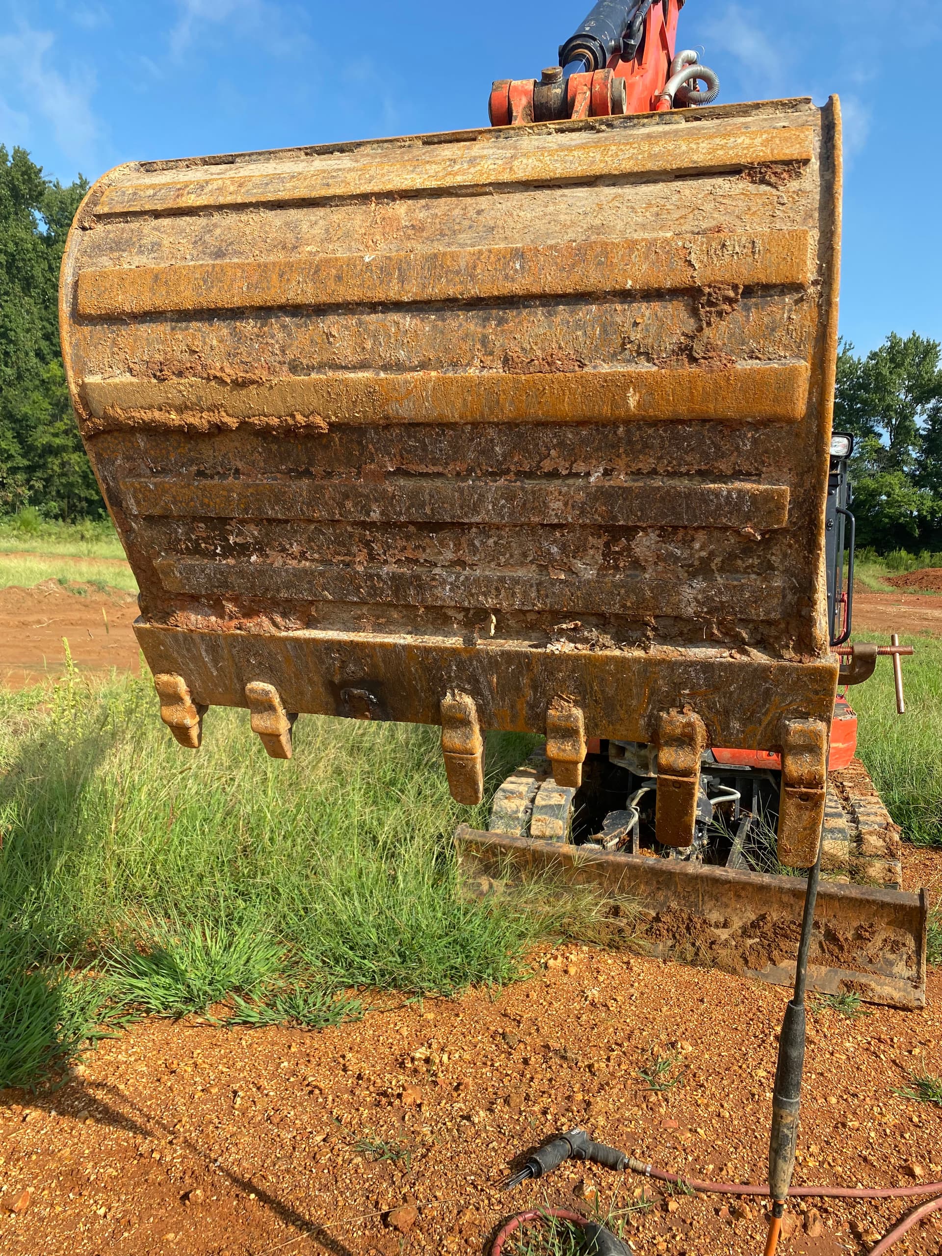 Gallery photos for Kubota Mini Excavator Bucket Shank Replacement Done Right: Image #3