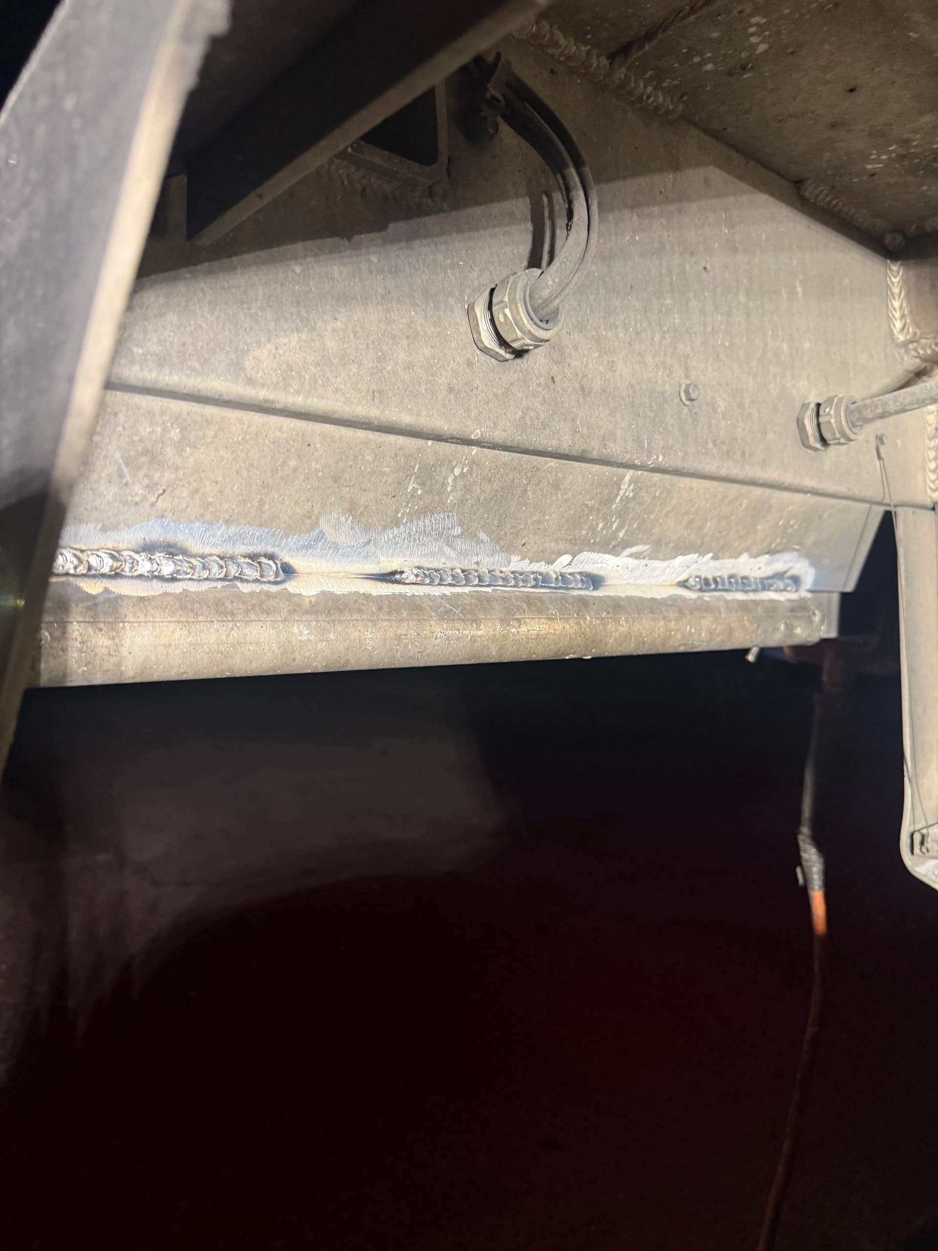 Gallery photos for Late-Night Emergency Aluminum Trailer Repair That Kept a Driver on Schedule: Image #4