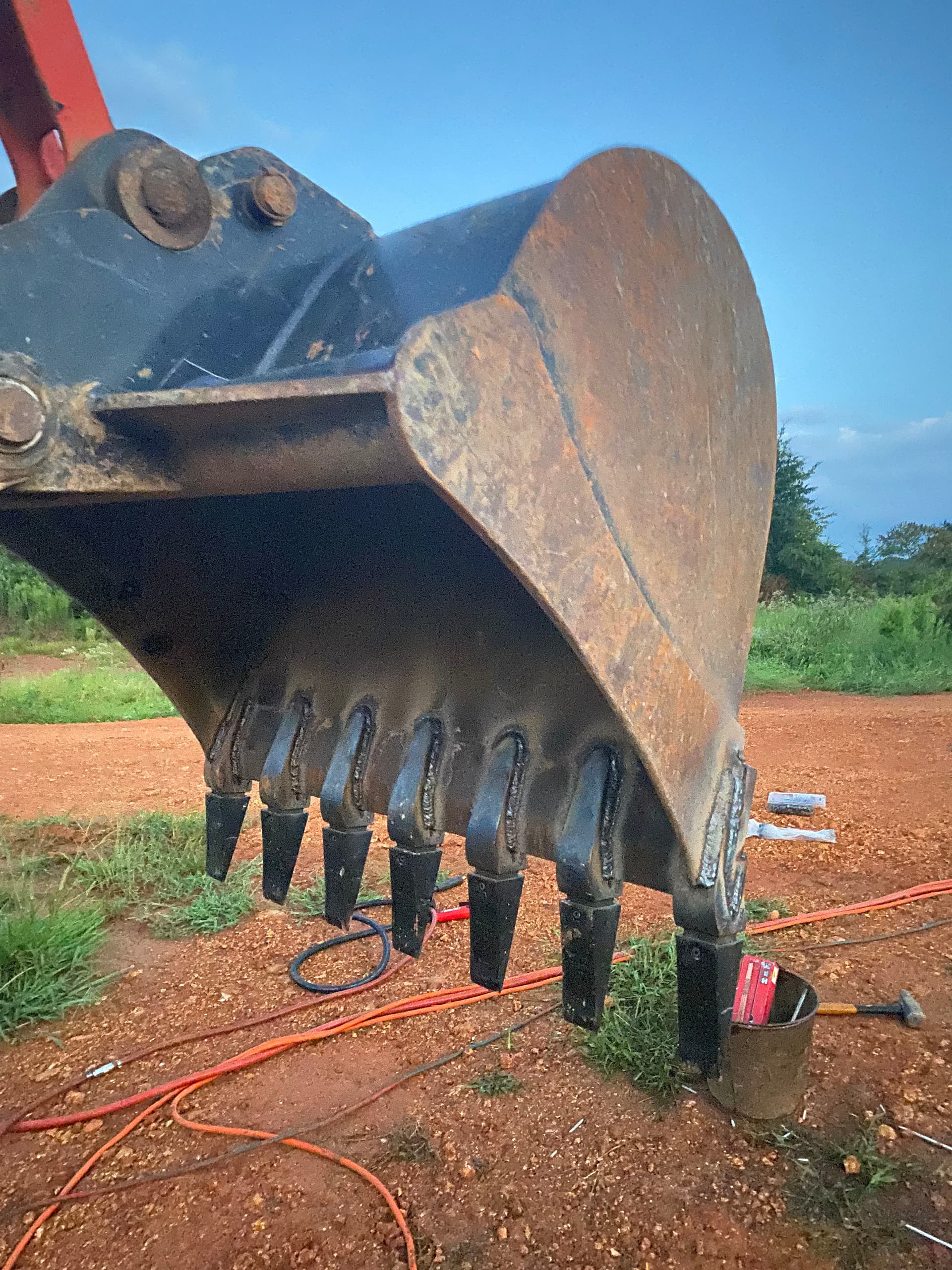 Gallery photos for Kubota Mini Excavator Bucket Shank Replacement Done Right: Image #6